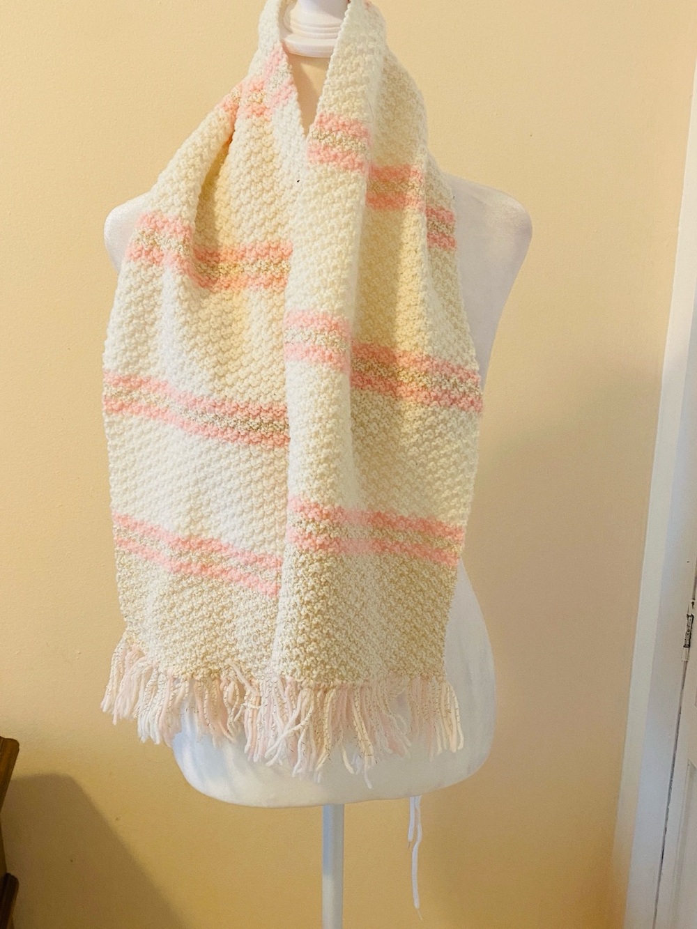 Vintage handmade scarf Grannycore
